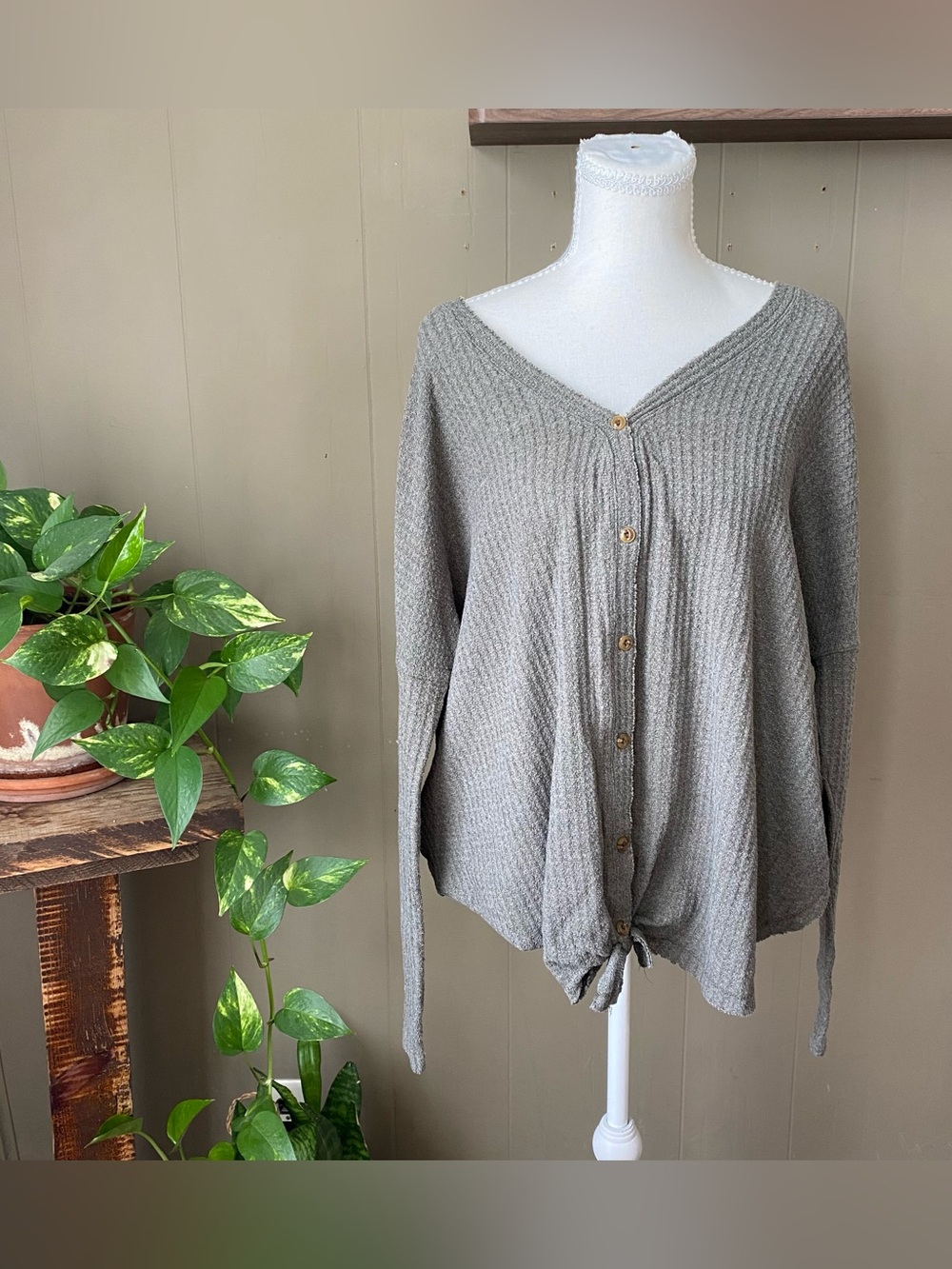 Wishlist grey s/m waffle knit Button-up long sleeve shirt.